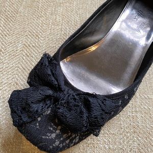 COPY - Lace kitten heel